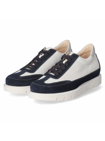 Kaerlek Schnürhalbschuh in weiss