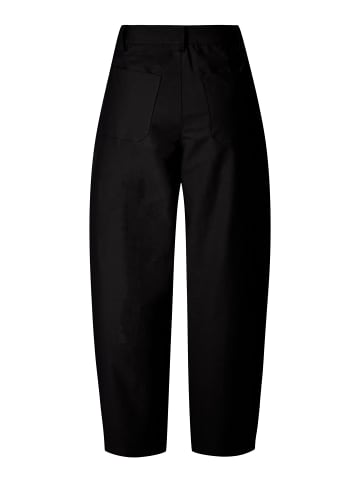 Pieces Hose in Black