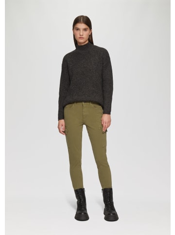 QS Hose lang in Olive