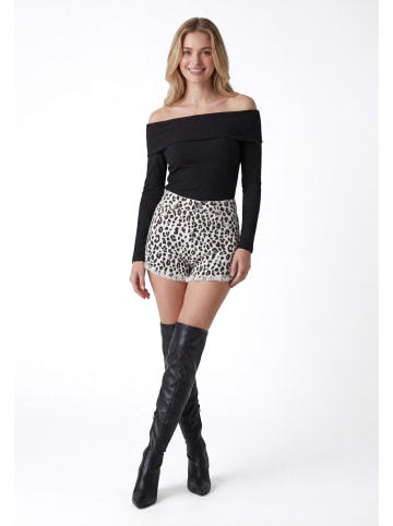 faina Women Shorts in White Leopard
