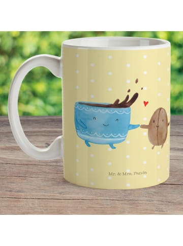 Mr. & Mrs. Panda Plastikbecher Kaffee Bohne ohne Spruch in Gelb Pastell