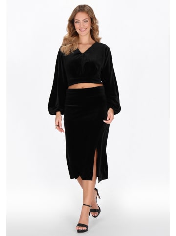 faina Women Blouse in black