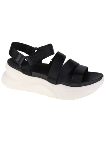 UGG UGG La Shores Sandals in Schwarz