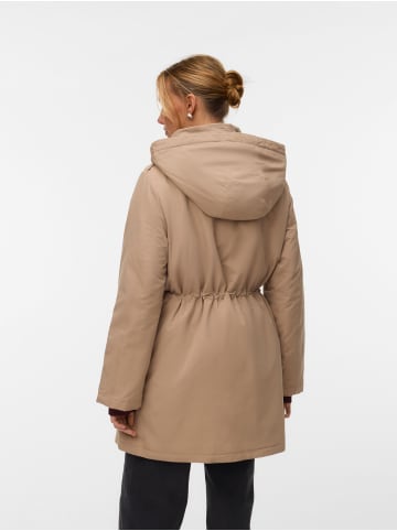 Vero Moda Mantel in Silver Mink