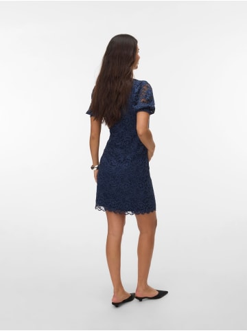 mama licious Kleid aus Spitze in Navy Blazer