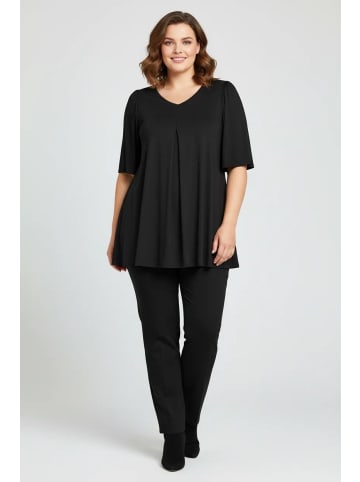 Shape Of You Blouse in Schwarz