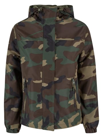 Brandit Windbreaker in woodland