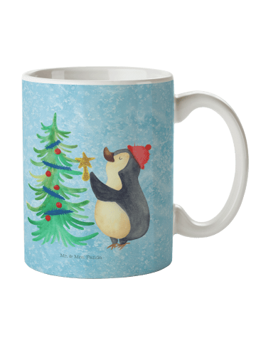 Mr. & Mrs. Panda Teetasse Pinguin Weihnachtsbaum ohne Spruch in Eisblau