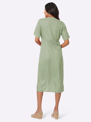 Sieh an! Sommerkleid in eucalyptus