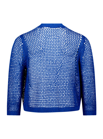 Betty Barclay Grobstrickjacke mit Lochmuster in Electric Blue