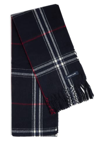 Andrew James Schal in marine - 0002