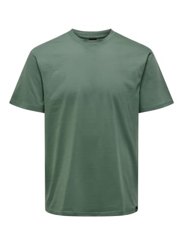 ONLY & SONS T-shirt in Dark Forest