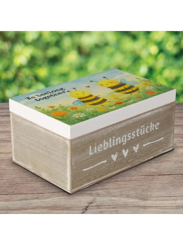 Mr. & Mrs. Panda Kiste Biene Verliebt Design mit Spruch in Weiß