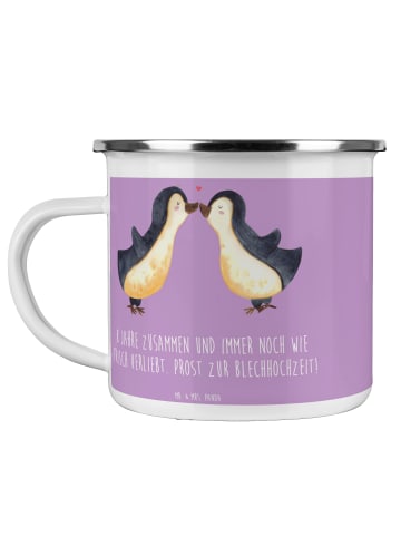 Mr. & Mrs. Panda Camping Emaille Tasse 8. Hochzeitstag Blechhoch... in Lavendeltraum