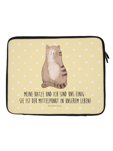 Mr. & Mrs. Panda Laptoptasche Katze Sitzen mit Spruch in Gelb Pastell