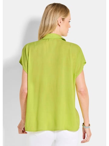GOLDNER Kurzgröße:  Uni Bluse mit Hemdkragen in hellgrün