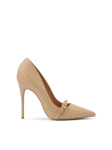 Kazar Pumps in Beige