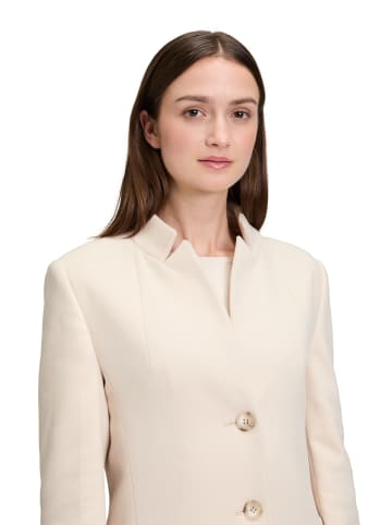 BETTY & CO Mantel in ecru - 0003