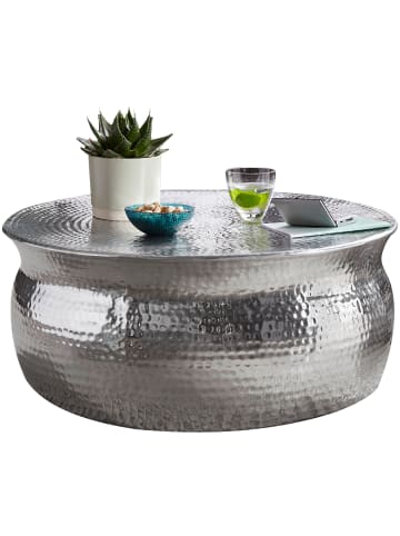 KADIMA DESIGN Orient Couchtisch handgefertigt, Hammerschlag-Aluminium, großzügig in Silber