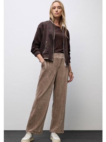 Street One Straight Leg Cordhose in Braun