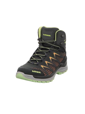 LOWA Outdoorschuhe