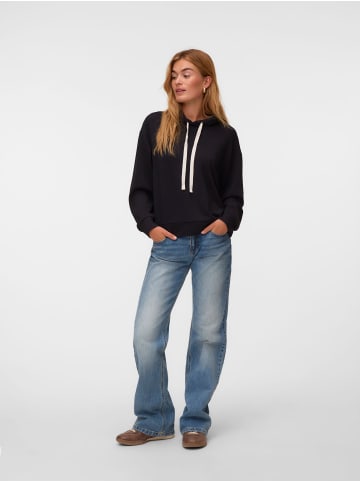 Vero Moda Kapuzenpullover in Black