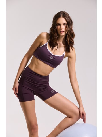 Onamaste Shorts Karma in Violett