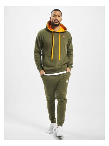 Urban Classics Sweatpant in olive