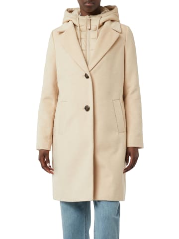 comma Mantel in sand - 0002