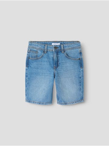 name it Shorts in Light Blue Denim