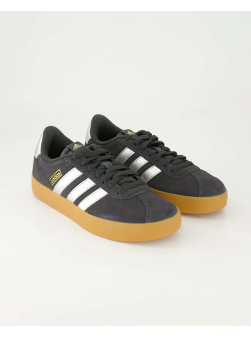 adidas Sneaker low in Grau