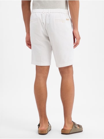 Bugatti Shorts in weiß