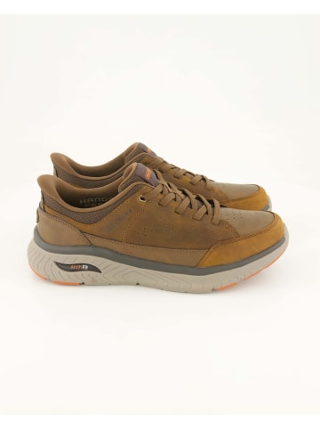 Skechers Slip On Sneaker in Braun