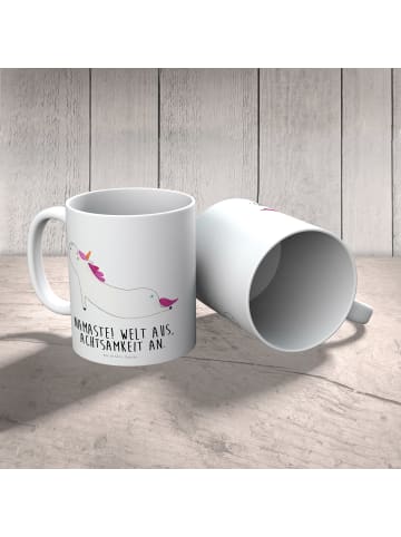 Mr. & Mrs. Panda Kindertasse Einhorn Yoga mit Spruch in Weiß