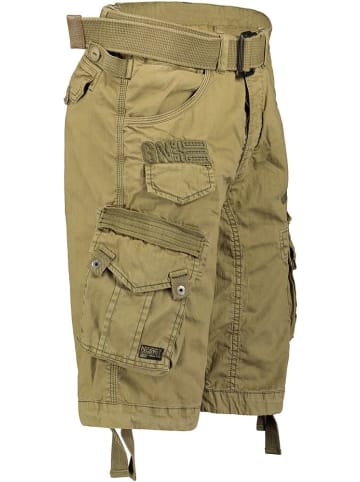Geographical Norway Short "Panoramique Basic Men 318" in Grün