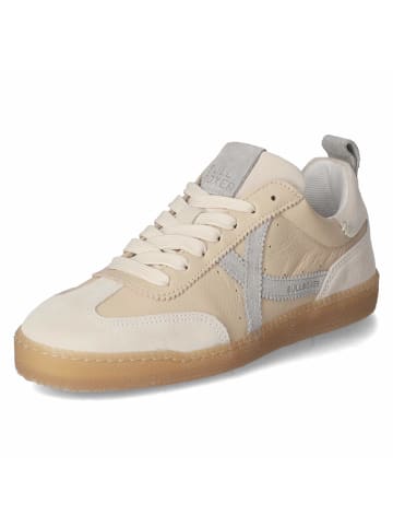 Bullboxer Schuh in beige