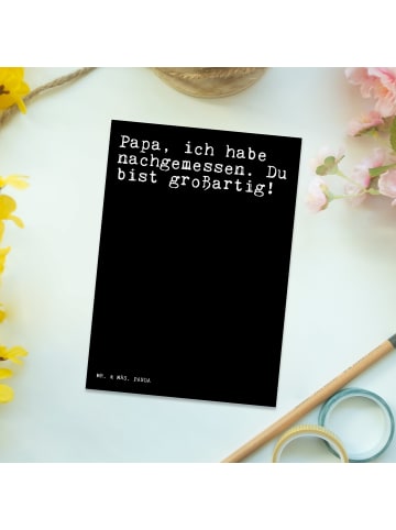 Mr. & Mrs. Panda Grußkarte Papa, ich habe nachgemessen.... mit S... in Schwarz