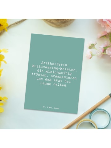 Mr. & Mrs. Panda Postkarte Spruch Arzthelferin Meister mit Spruch in Meeresbrise