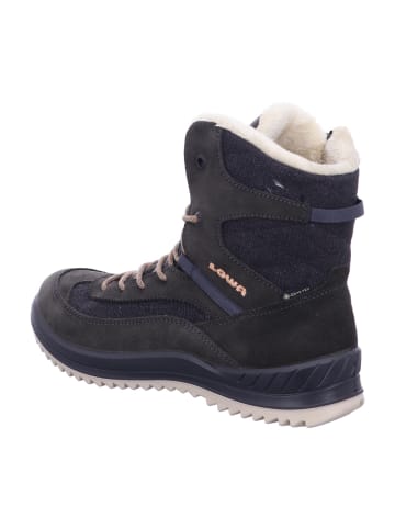 LOWA Stiefel in grau
