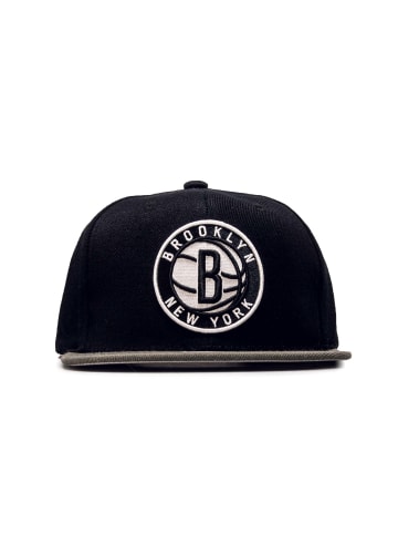 Mitchell & Ness Cap in Schwarz