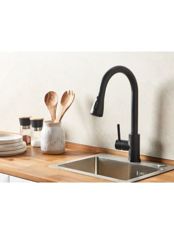 Beliani Küchenarmatur PAIMUN in Schwarz - (W) 21 x (H) 39 x (L) 5 cm