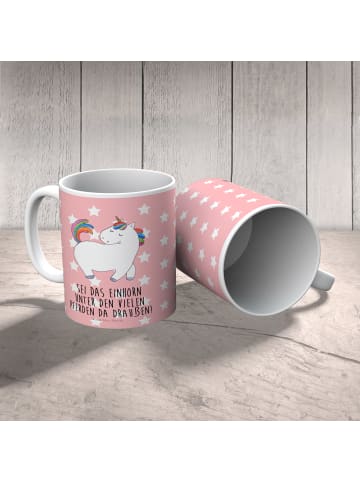 Mr. & Mrs. Panda Plastikbecher Einhorn Stolzieren mit Spruch in Rot Pastell