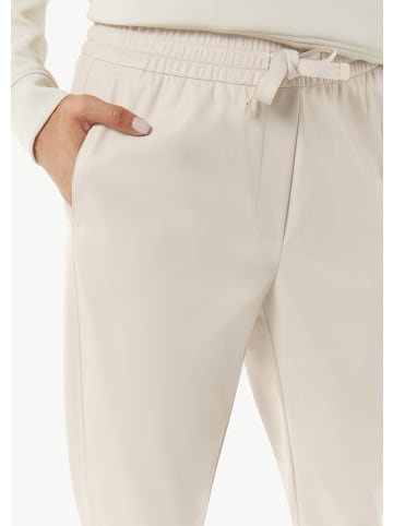 comma CI Hose lang in Beige