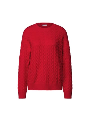 Street One Pullover in Racing Red