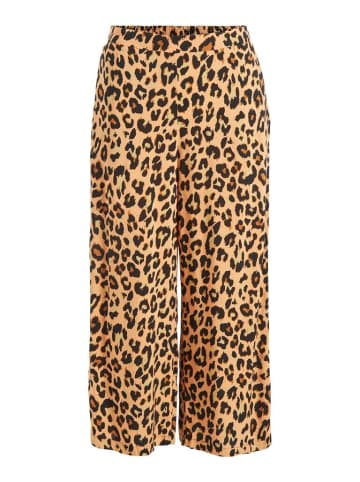 Vila Hose in butterum