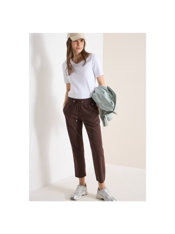 Cecil Capri in brown cacao