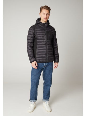 Protest " LETTON in True Black