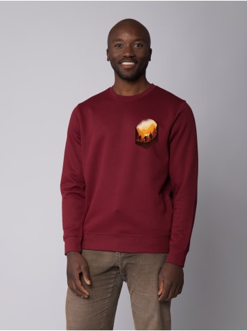 wat? Apparel Sweatshirt Hiking in the mountains in Weinrot