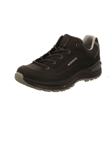 LOWA Wanderschuh in schwarz