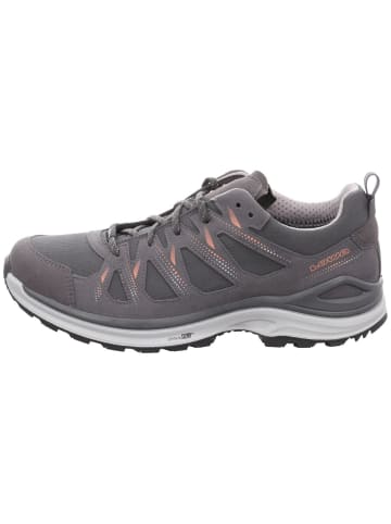 LOWA Leichtwanderschuh in grau